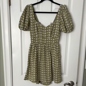 Trixxi Green Smocked Puff Sleeve Sundress with Pockets